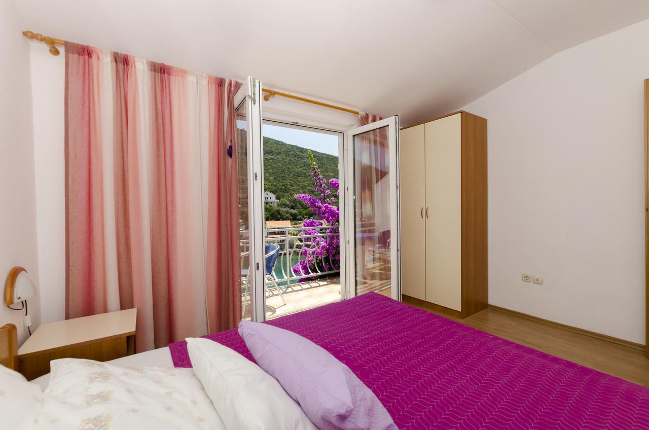 Apartments Dinko Gdinj 外观 照片